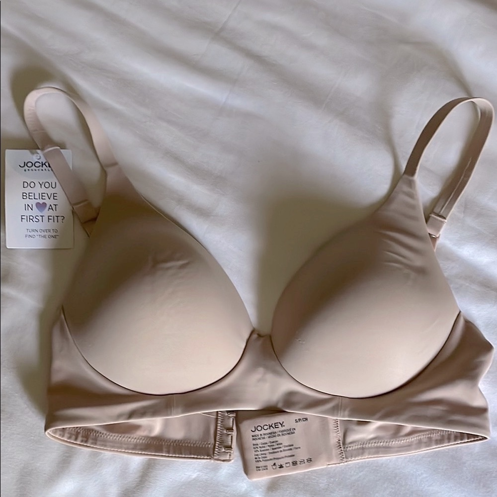 NWT Jockey Cream T-Shirt Bra free of Wires